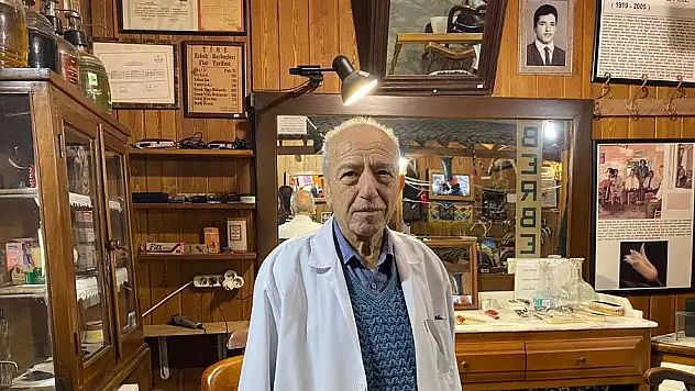 TİRE'NİN EN ESKİ BERBERİ