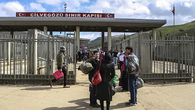 Türkiye Suriyelilere karşı orantısız güç kullanmakla suçlanıyor