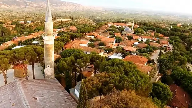 TÜRKİYE’NİN EN İYİ TURİZM KÖYÜ BİRGİ, DÜNYADA İLK 32’YE GİRDİ