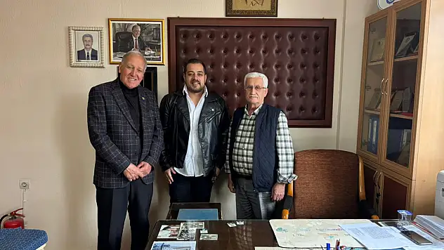 TV9'dan Ödemiş Marangozlar ve Mobilyacılar Odası Başkanı Nihat Kahya'ya Ziyaret