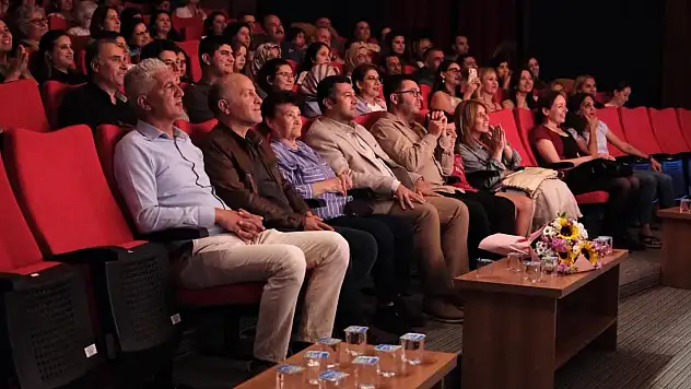 Yeşilçam Rüzgarı Tire'de Esti!