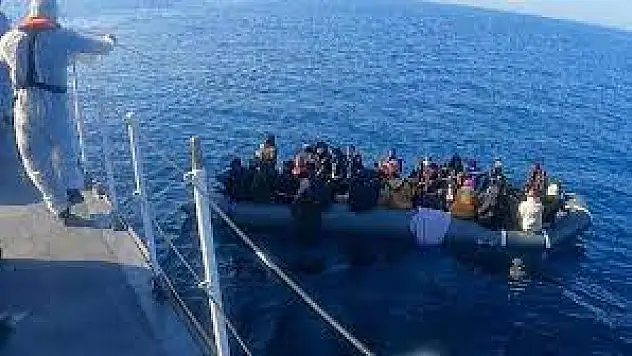 Yunanistan geri itti, Türk Sahil Güvenlik kurtardı