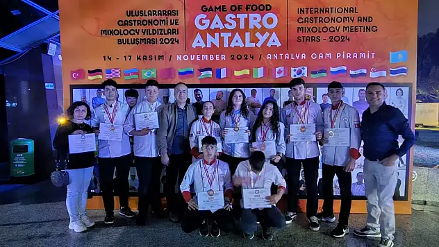 Zübeyde Hanım MTAL, GastroAntalya'da Madalyaları Topladı