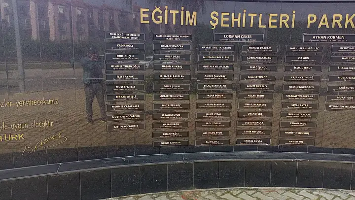 Şehit Öğretmenler Parkı'ndaki Tahribat Onarıldı
