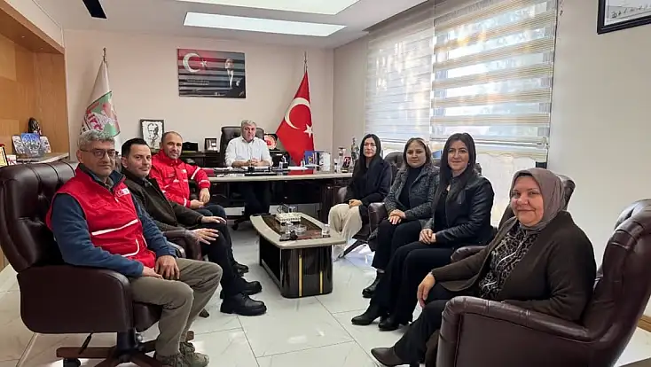 Kiraz Belediye Başkanı Coşkun’a Kızılay Ziyareti