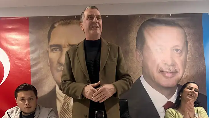 ARİS MEDYA A.Ş. VE VİZYON MEDYA’DAN BAŞKAN MURAT ÖNCEL’E “YILIN İLÇE BAŞKANI” ÖDÜLÜ