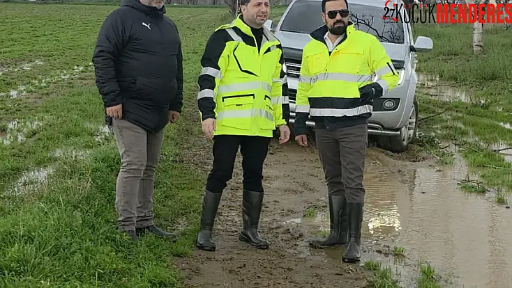 Tire’de sel incelemesinden zor anlar: Kadir Uğurlu gazeteciyi kurtardı