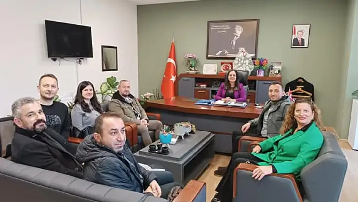 TÜRK EĞİTİM-SEN’DEN TİRE MİLLİ EĞİTİM MÜDÜRÜ’NE ZİYARET