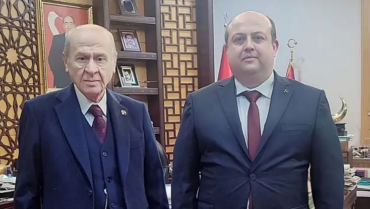 MHP ÖDEMİŞ İLÇE BAŞKANI CEYHUN KINLI’DAN DEVLET BAHÇELİ’YE ZİYARET