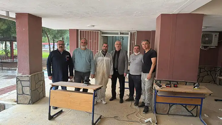 Ödemişli Öğretmenlerden Örnek Davranış: Ara Tatilde Okullarını Yenilediler