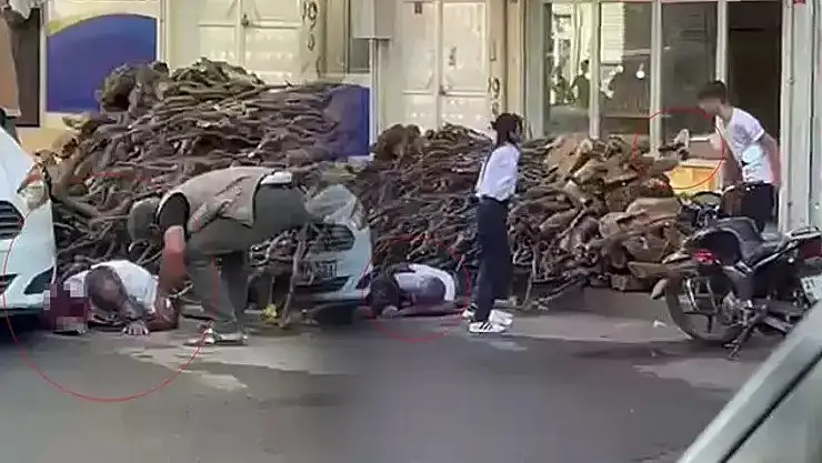 3 Kişinin öldüğü olayın korkunç fotoğrafları ortaya çıktı