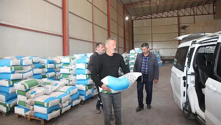 Ahlat’ta 87 Çiftçiye kuru Fasulye dağıtımı