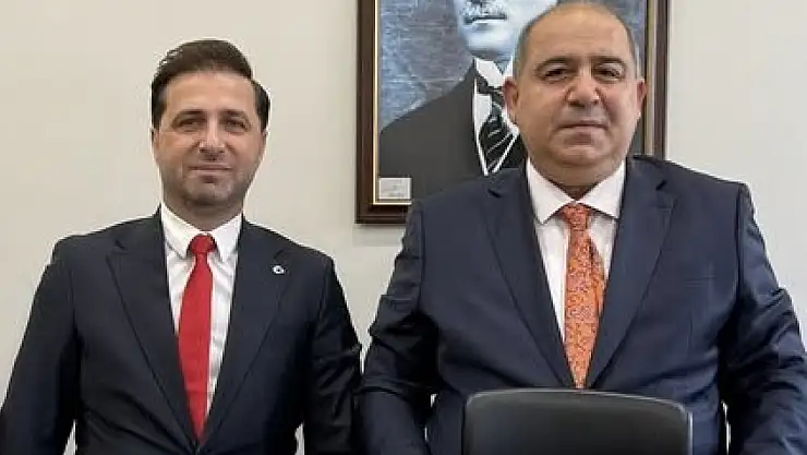 AK Parti Tire İlçe Başkanı Uğurlu, İzmir Valiliği'nde Ziyarette Bulundu