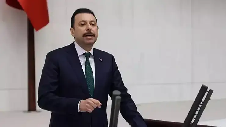 AKP Milletvekili: Bu hızla İzmir’deki hatlar 125 yıl sonra tamamlanacak