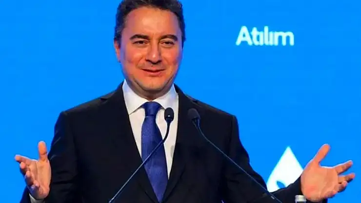 Ali Babacan Ankara'da sokağa indi