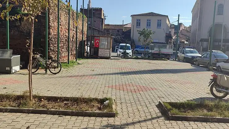 AYAKKABI TAMİRCİLERİ MAĞDUR