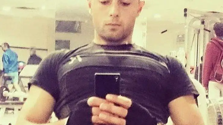 Balık avlamak için denize giren kişi hayatından oldu