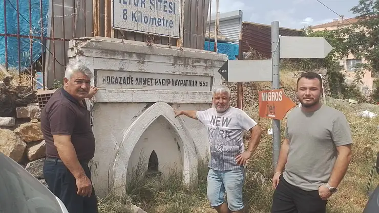 Balıklıova' nın Tarihi Çeşmesi Çaresizliğe Terk Edildi