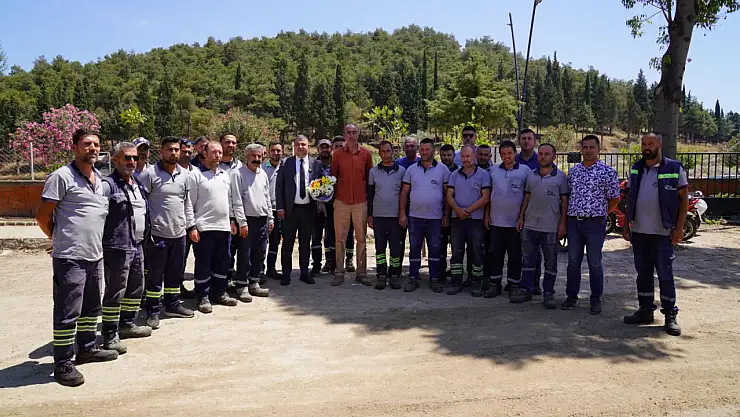 Başkan Okuroğlu Belediye Personeliyle  Bayramlaştı