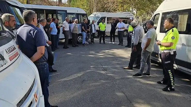 BAYINDIR'DA SERVİS ARAÇLARINA GÜVENLİK İNCELEMESİ
