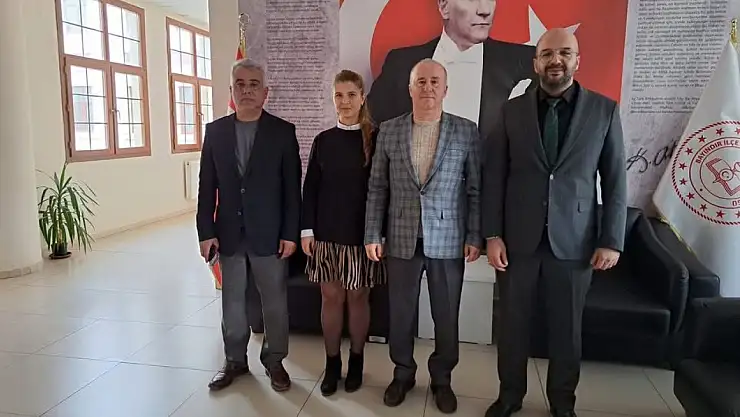 Bayındır İlçe Milli Eğitim Müdürü Serdar Ökay'dan Okullara Ziyaret