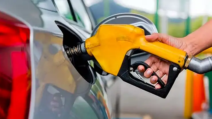 Benzine zam kapıda
