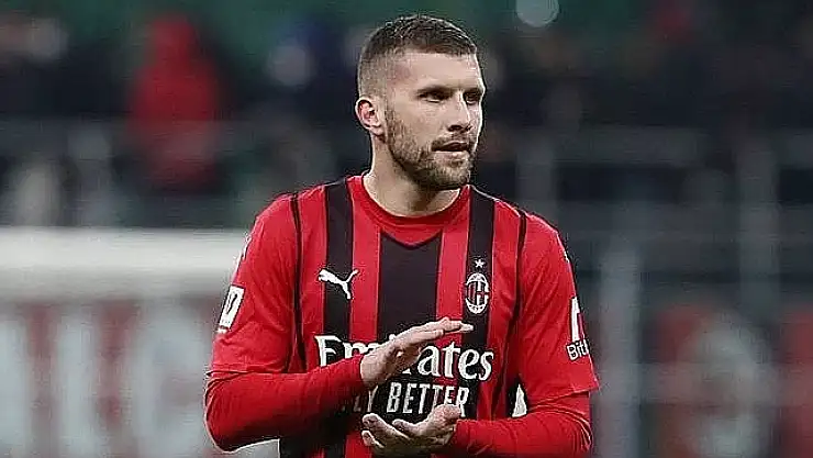 Beşiktaş’ın yeni transferi Ante Rebic, İstanbul’da