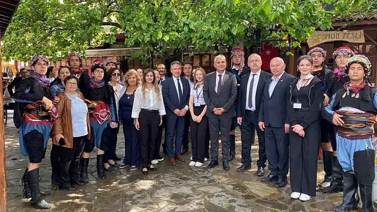 Birgi'de Öğrencilerden Geleceğe Umut Taşıyan Projeler