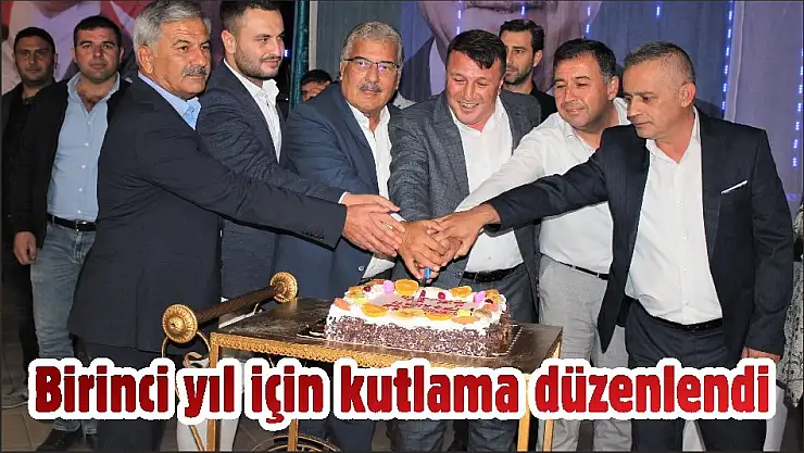 Birinci yıl için kutlama düzenlendi
