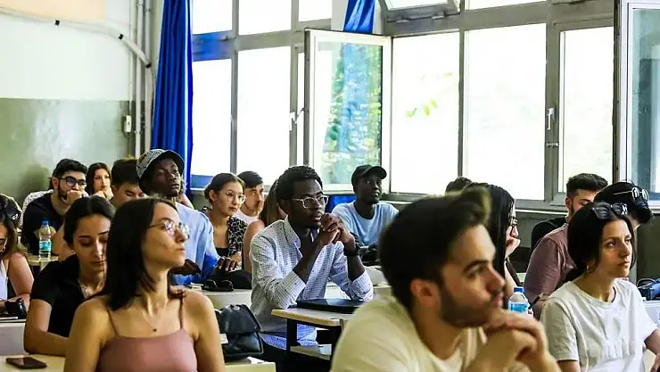 Birleşmiş milletler gibi üniversite
