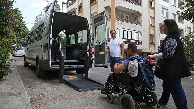 Buca Belediyesi’nden engelli vatandaşlara seçim desteği