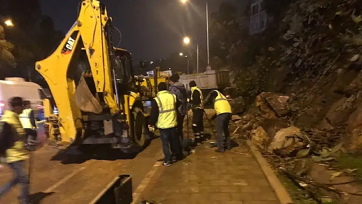 Büyükşehir ekipleri Altınyol'da çalışmalarını sürdürüyor