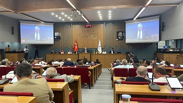 Büyükşehir meclisindeki arbede sonrası özür