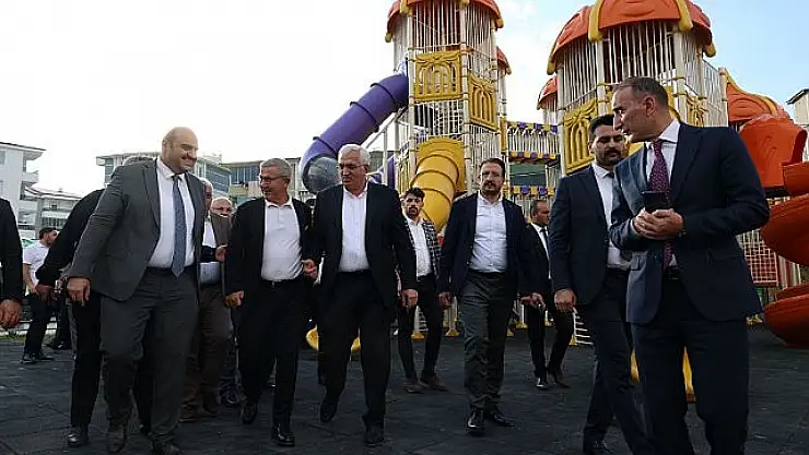 Cahit Özaslan parkı açıldı