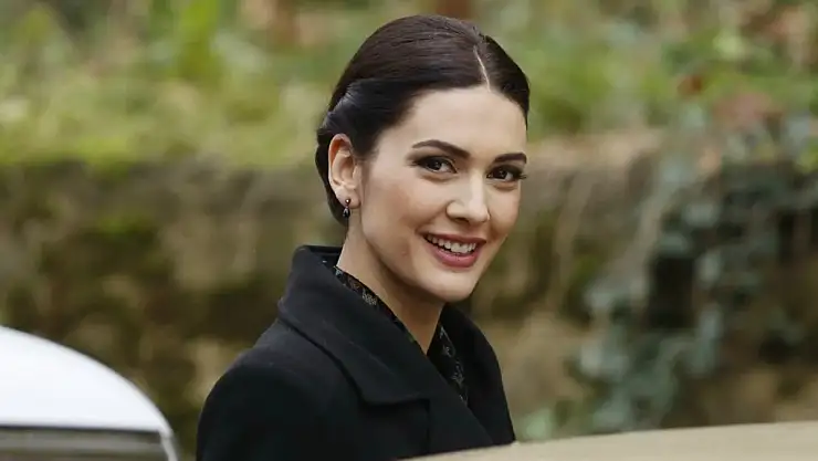 Bergüzar Korel’den deprem bölgesi seçim sonuçlarına gelen yorumlara sitem
