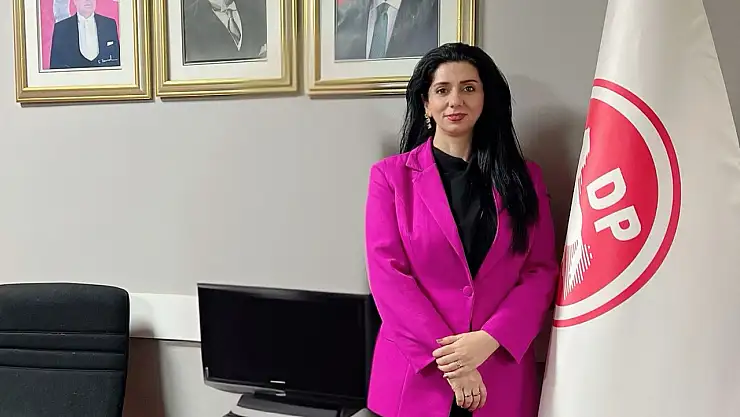 Dilek Acar Güleç Eleştiri Partizanlık Değil Sorumluluktur