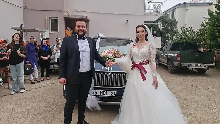 Düğün arabasını TOGG yaptılar