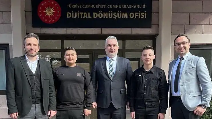 DÜNYA ARTIFICIAL INTELLEGENCE PROJESİ T.C. CUMHURBAŞKANLIĞI'NDA