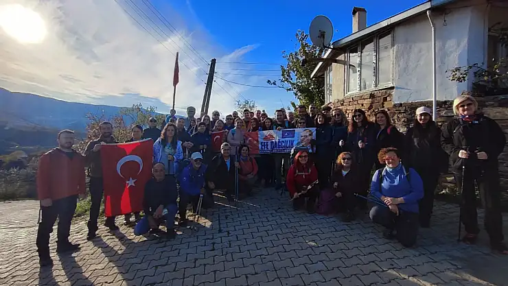Efe Dağcılık'tan Akdaş Vadisi'nde 45 Sporcuyla Doğa Yürüyüşü