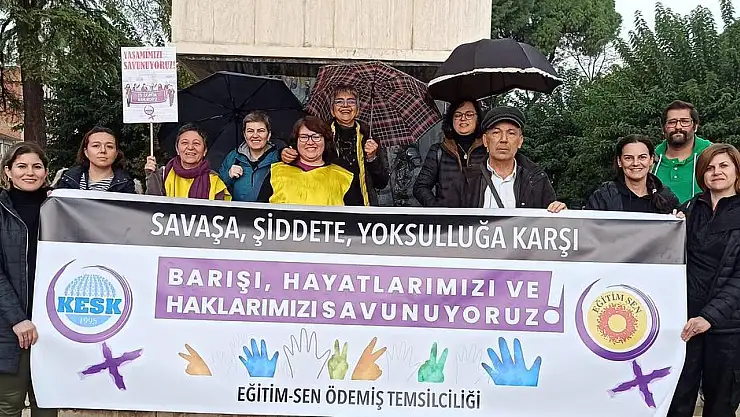 Eğitim-Sen'den şiddete karşı basın açıklaması