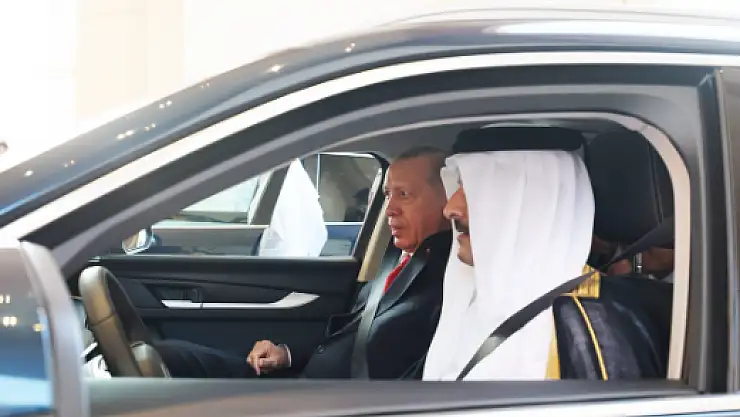 Erdoğan’dan Katar Emiri’ne Togg hediyesi