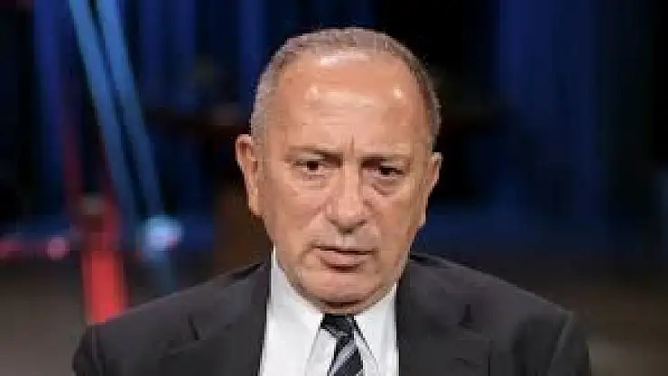 Fatih Altaylı 'Cumhurbaşkanını tehdit' suçlamasıyla tutuklandı