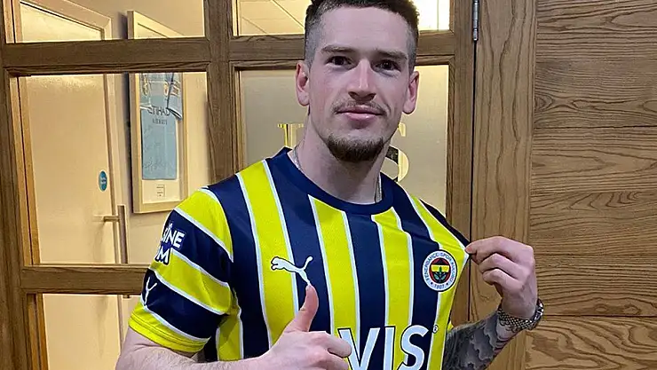 Fenerbahçe Ryan Kent transferini resmen duyurdu