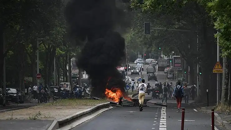 Fransa’nın Gezi’sini başlatan çocuğun ninesi, “protestoları durdurun” dedi