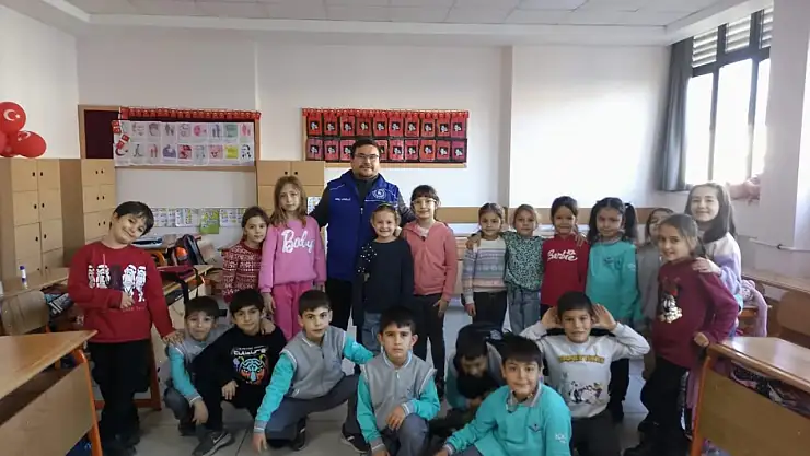 GSB İzmir Gençlik Merkezleri, Ödemiş'te Akıl ve Zeka Oyunları Eğitimi Düzenledi