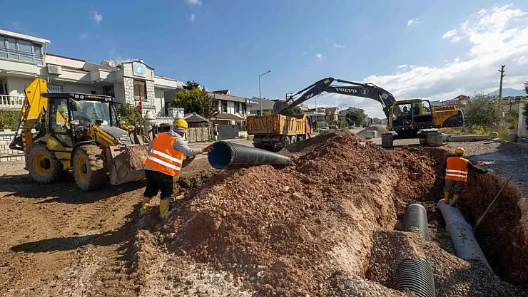 Güzelbahçe'de 75. Yıl Cumhuriyet Bulvarı İçin Yoğun Çalışma