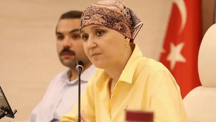 Hastalıkla Mücadele Ederken Görevine Devam Eden Gülşah Durbay'a Destek Çığ Gibi