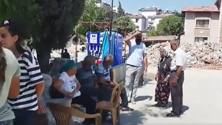 Hatay’lı vatandaş “devlet buraya su arıtma sistemi kurmadı, TKP kurdu”