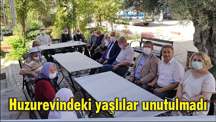 Huzurevindeki yaşlılar unutulmadı