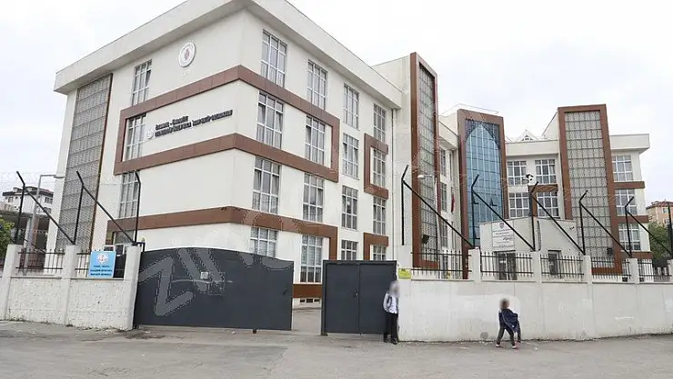 İmam Hatip’te tarikat öğrencilerine sınırsız devamsız hakkı verildi!